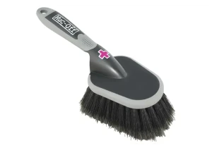 muc-off-brush-set-2-99746-f-sk7-w780-h554_2.webp