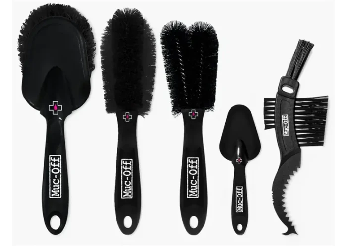 muc-off-brush-set-2-99747-f-sk7-w780-h554_1.webp