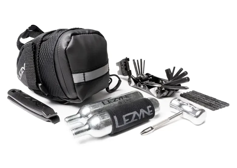 lezyne-m-caddy-tubeless-kit-2-206417-f-sk7-w780-h554_1.webp